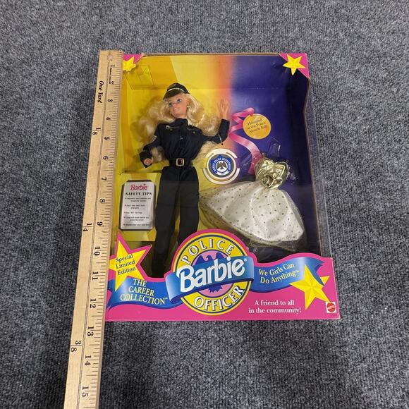 Vintage 1995 Barbie Police Officer Doll Limited Edition‎ Mattel 10688 NIB in Box - Picture 11 of 12